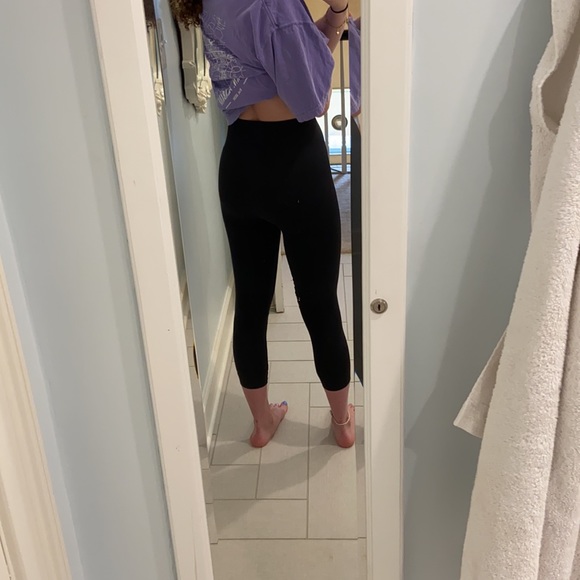 Lululemon leggings - Picture 3 of 4